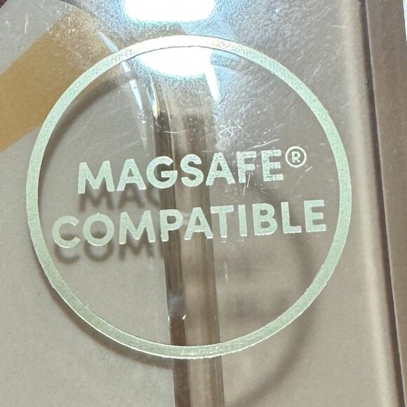 NIB XO Poppy Iphone Protective Case 14 Pro Max - Retro Design - Picture 5 of 7